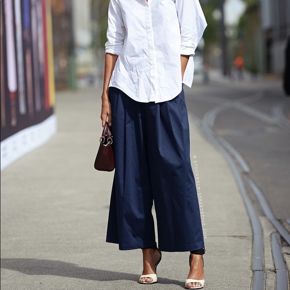 Culottes/Wide Leg Navy - Picture 1 of 4